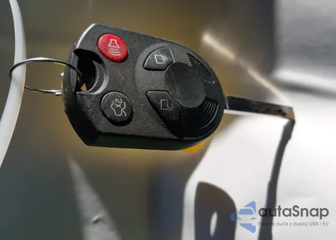 2018 Ford Transit-250 z USA, uszkodzony, nr VIN 1FTYR3XM1JKB03601